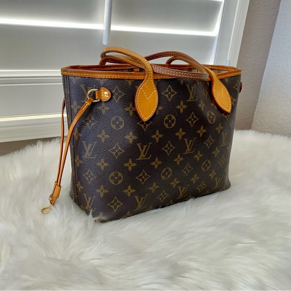 SOLD‼️ Louis Vuitton Monogram Neverfull PM Bag - Picture 4 of 17